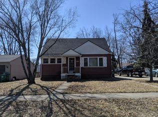 29547 Bridge St, Garden City, MI 48135