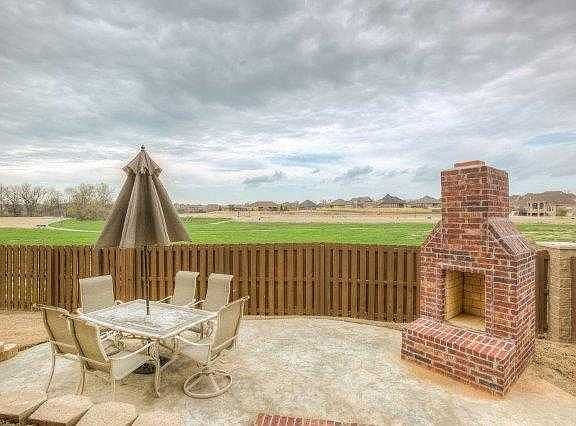 2nd image of 4515 W Willowridge Way