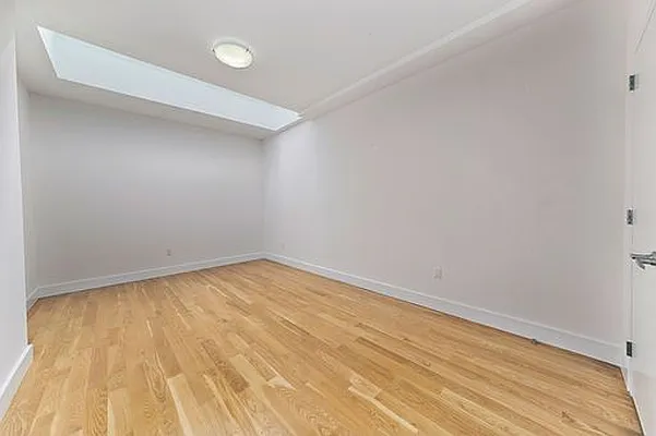 Rented by Places NYC | media 3