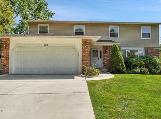 163 W Garden Ct, Palatine, IL 60067