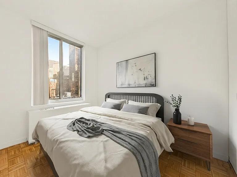 145 E 48th St #14B — Photo 6
