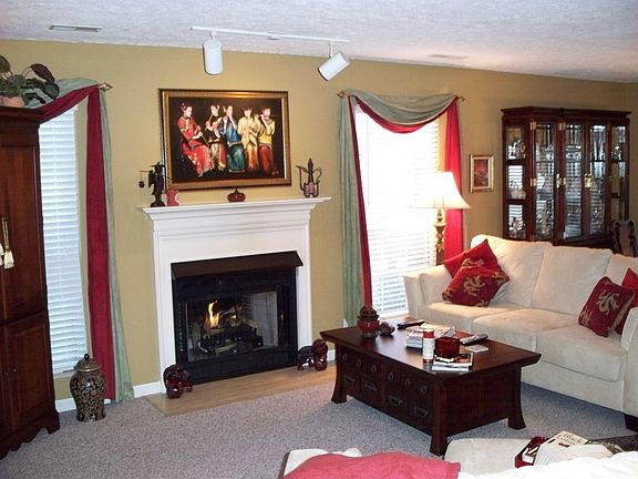 OPEN LIVING AREA WITH FIREPLACE