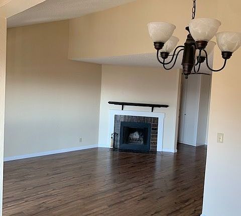 5th image of 961 Ridgeview Ct Unit C