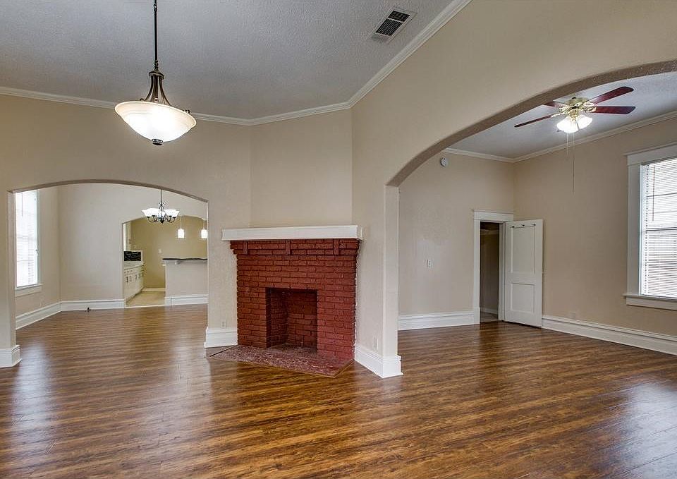 1st image of 838 N Bishop Ave