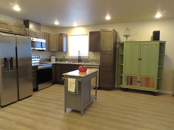 3rd image of 7880 Phaedra Ln