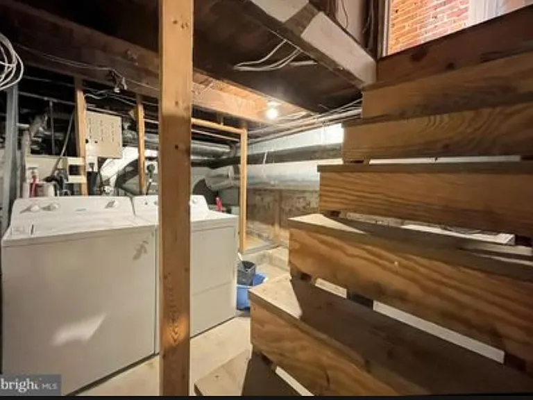 1613 S Hanover St — Photo 24