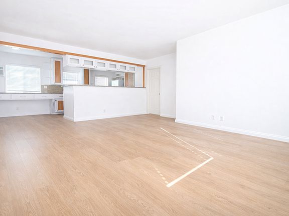 2nd image of 3947 Sawtelle Blvd #1/2