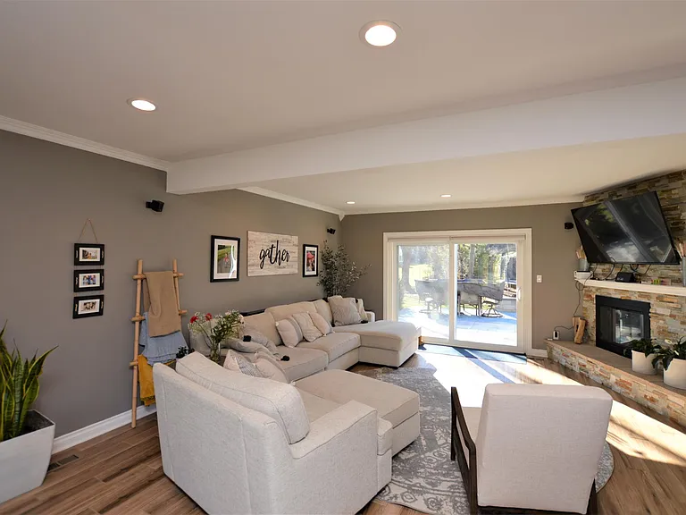 42215 Ladywood Dr — Photo 14