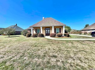 36331 Stanton Hall Ave, Denham Springs, LA 70706