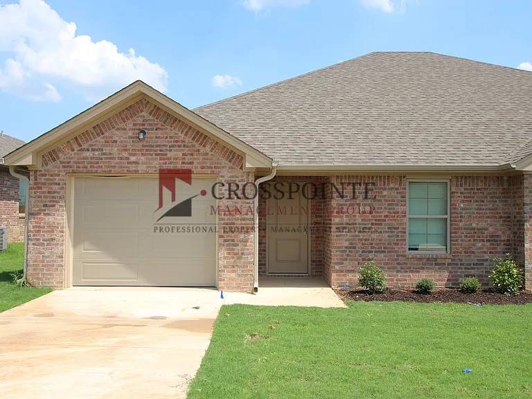 6308 Villa Rosa Way — Photo 3