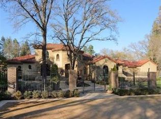 3001 Barberry Ln, Sacramento, CA 95864