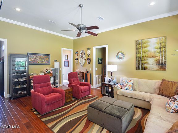 4th image of 106 Laurel East Cv
