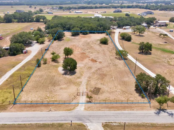 309 Private Road 2698, Alvord, TX 76225