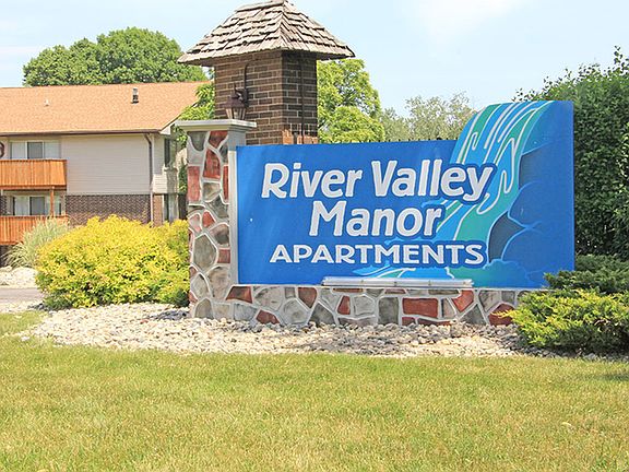 4th image of 3800 River Valley Dr #191-07