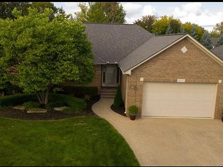 18407 Tarpey Dr — Photo 2