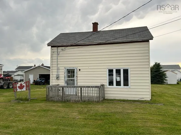 119 South St, Donkin, NS B1A 6T6