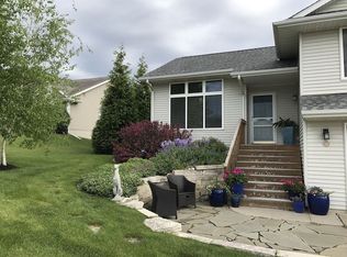24 Phyllis Pl, Iowa City, IA 52245