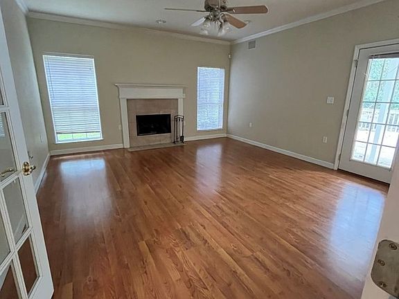 4th image of 754 Crooked Oak Dr
