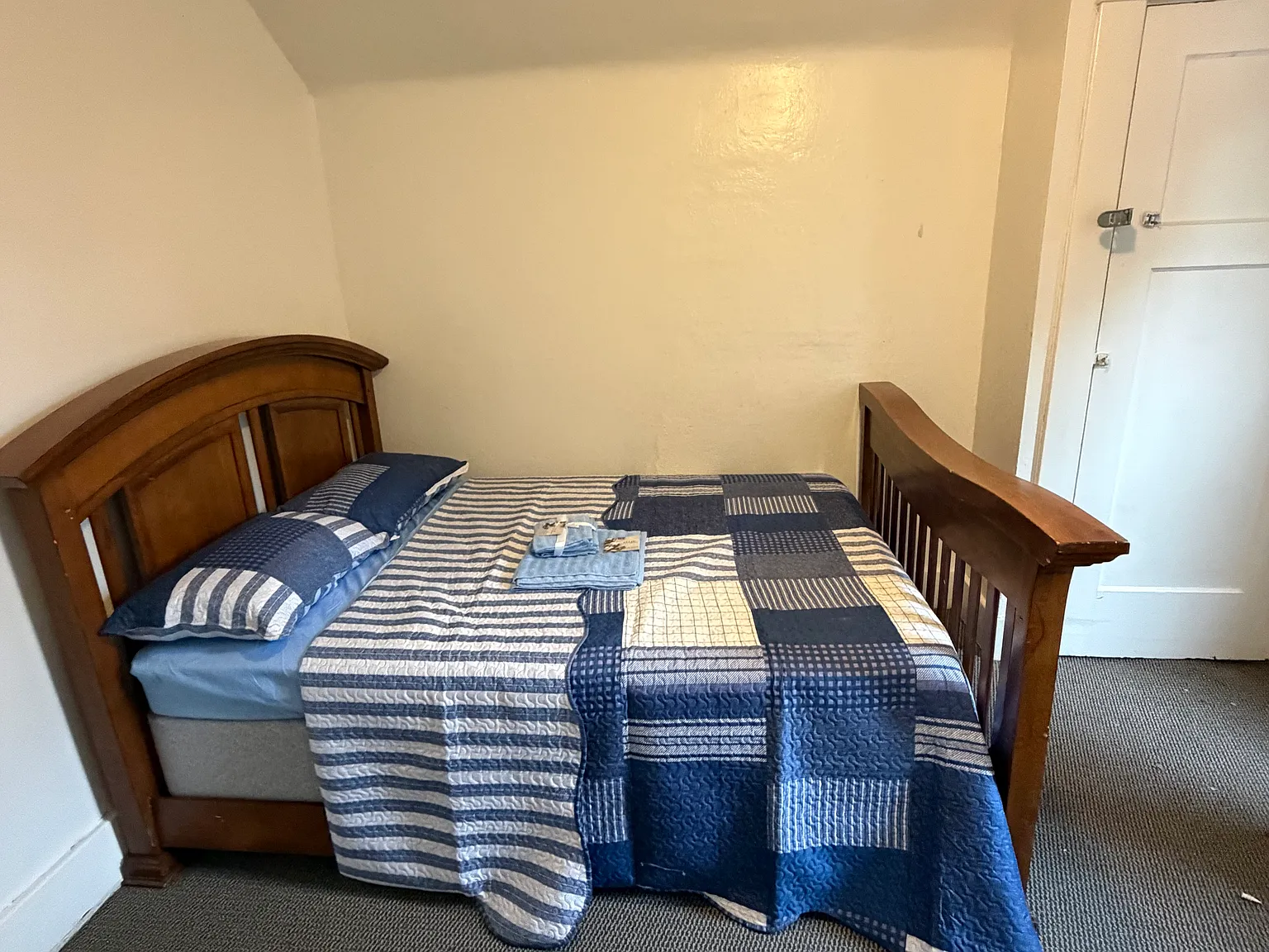 3 bed, 1280 sqft, $750 — Photo 2