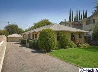 1110 N Altadena Dr, Pasadena, CA 91107