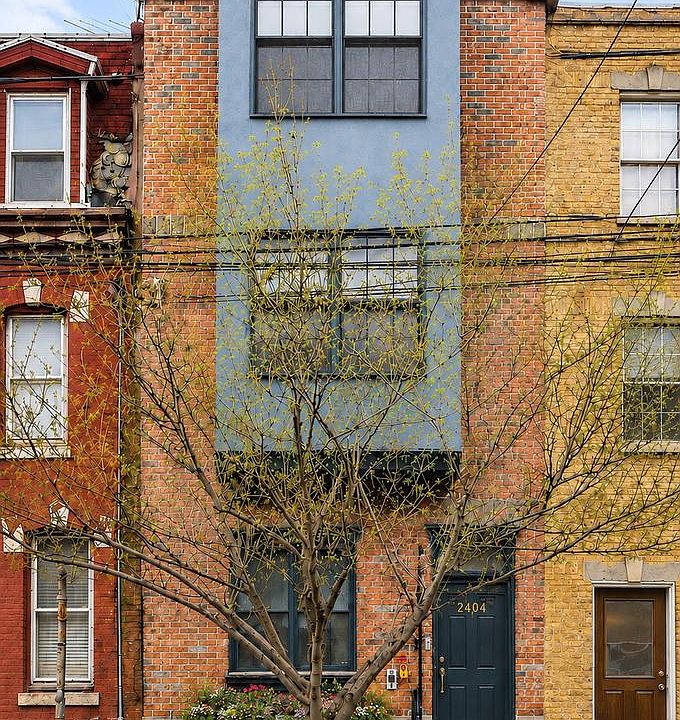 1st image of 2404 Catharine St