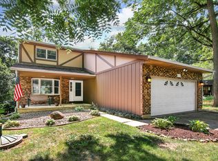 1113 Jackie Cv, Somonauk, IL 60552