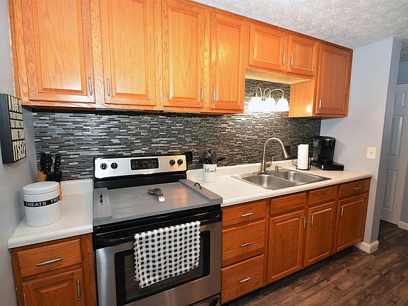 4th image of 6106 Spicewood Ave