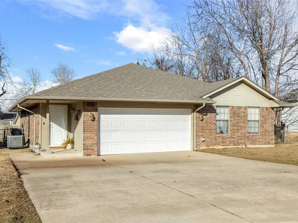 311 E Northrup Dr, Midwest City, OK 73110