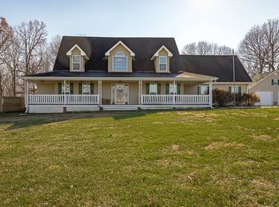 1250 Old Mack Rd, Clarksville, TN 37040