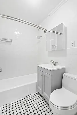 Rented by Keller Williams NYC | media 22