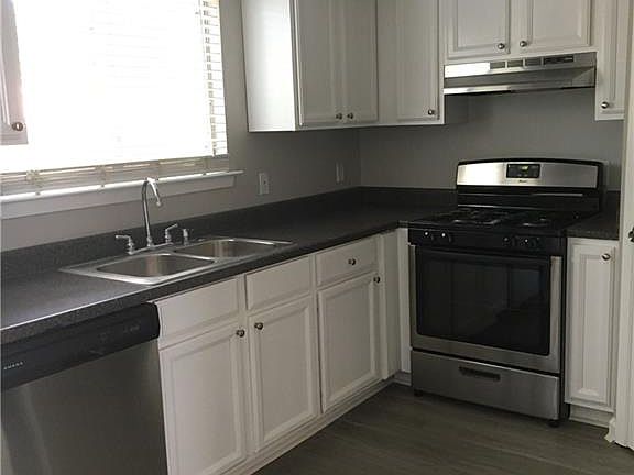4th image of 2005 Glen Allen St APT 109