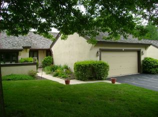2 Horsetrail Ln, Blue Bell, PA