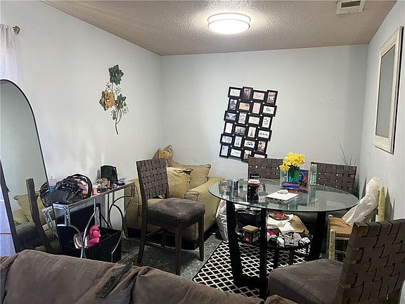 3rd image of 3057 Sienna Dr