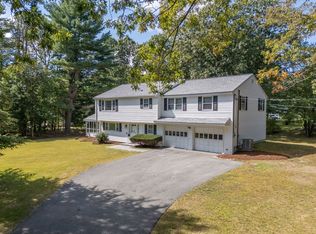 2 Clover Cir, Andover, MA 01810