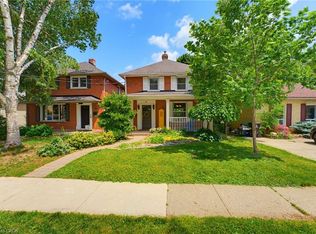 85 Barrie St, Cambridge, ON N1S 3B1