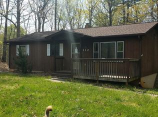 112 Foxfire Rd, Wirtz, VA 24184