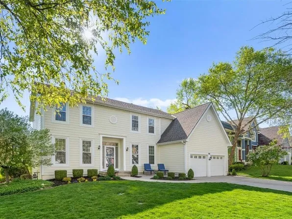 15725 Birch St, Overland Park, KS 66224