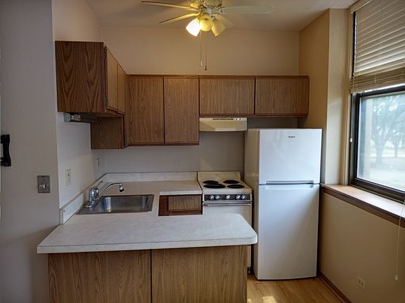 5th image of 530 E Highland Ave APT B3