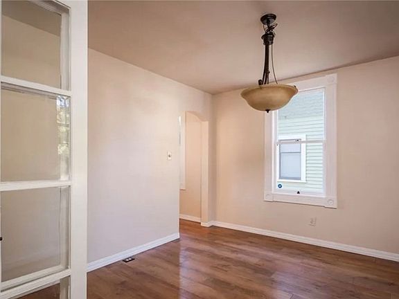 5th image of 1263 Pismo St
