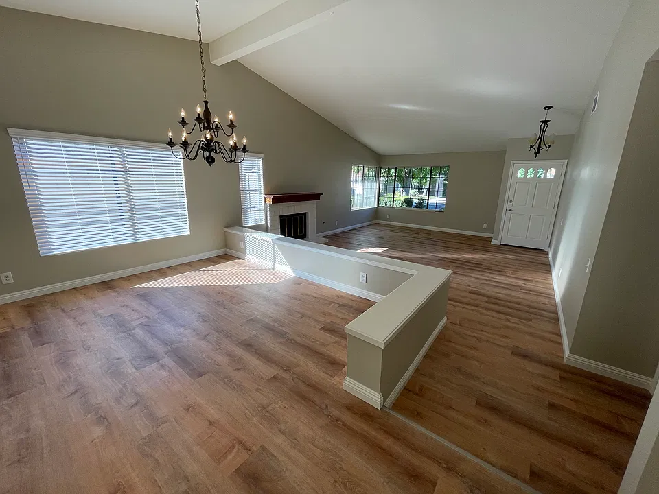 12406 Spring Creek Rd