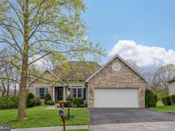 70 Northview Dr, Mechanicsburg, PA 17050