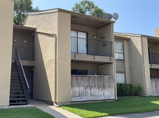 3300 Pebblebrook Dr APT 4, Seabrook, TX 77586