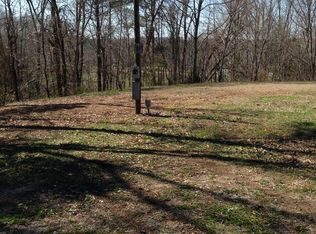 549 New Delite Rd, Selmer, TN 38375