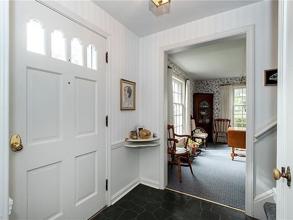 2nd image of 30599 Summit Ln