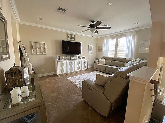 5th image of 1093 Clifton Springs Ln