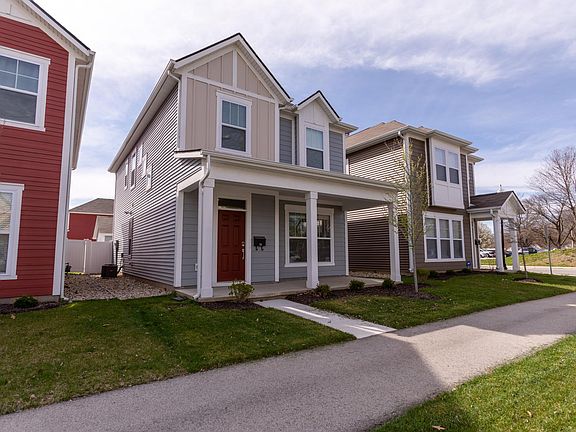 2nd image of 326 Warman Ave