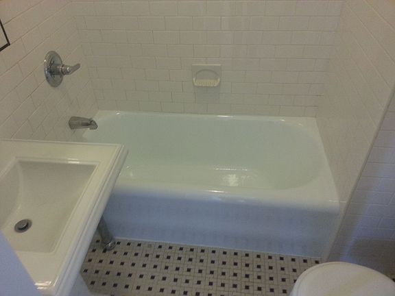 4th image of 166 2nd Ave APT 3C
