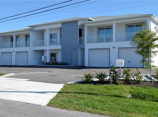 4425 SW Santa Barbara Pl #103, Cape Coral, FL 33914