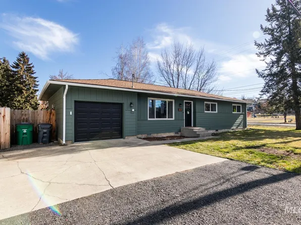 510 N Eisenhower St, Moscow, ID 83843