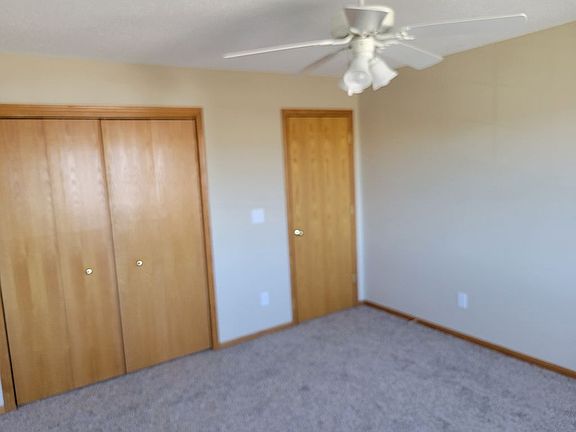 4th image of 409 James Blvd #10